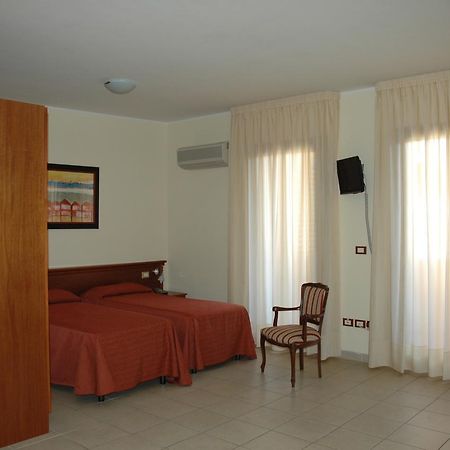 Hotel Residence Al.Pa. Реджо-ди-Калабрия Экстерьер фото
