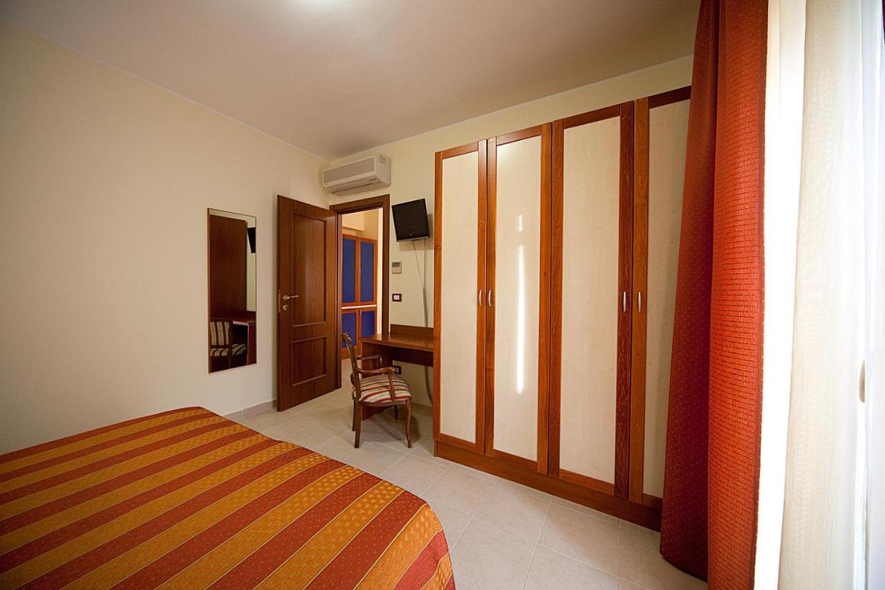Hotel Residence Al.Pa. Реджо-ди-Калабрия Экстерьер фото